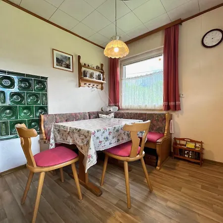 Holiday home Faaker 23 *